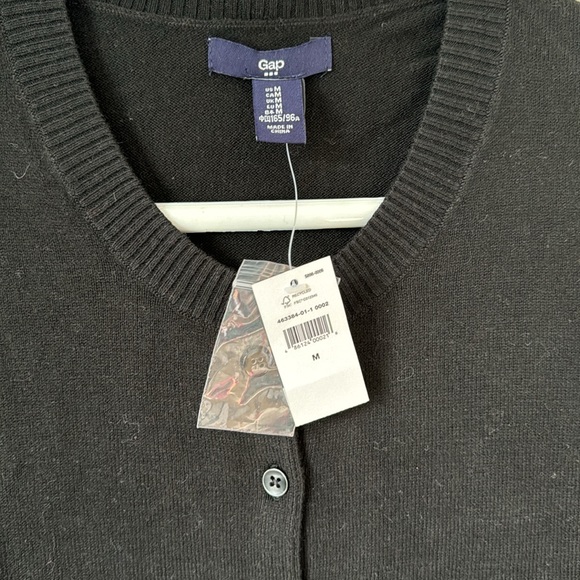 🆕 Gap Factory Button Up Cardigan - Black - Women’s size medium - Picture 3 of 5